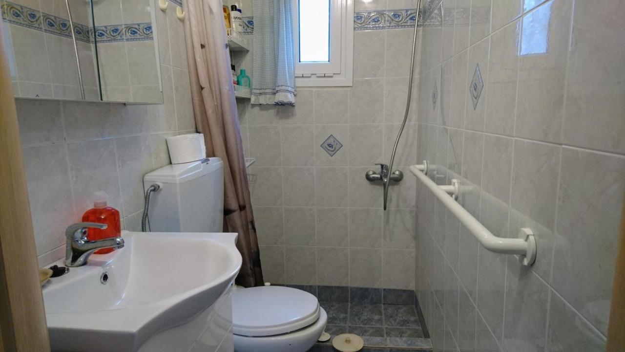 Summerhouse Peggy: Close To Athens Airport By The Sea أرتيميدا المظهر الخارجي الصورة